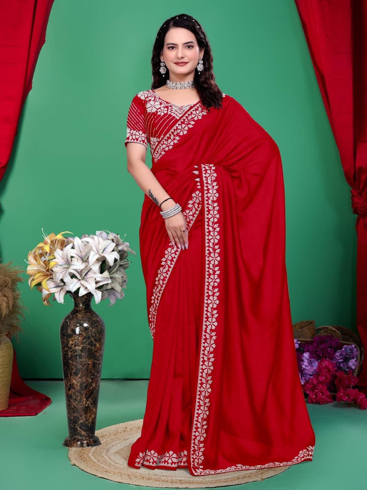 MAYRAAFASHION Georgette Embellished Saree With Unstitched Blouse Piece ( Red ) MAYRAAFASHION Georgette Embellished Saree With Unstitched Blouse Piece ( Red )