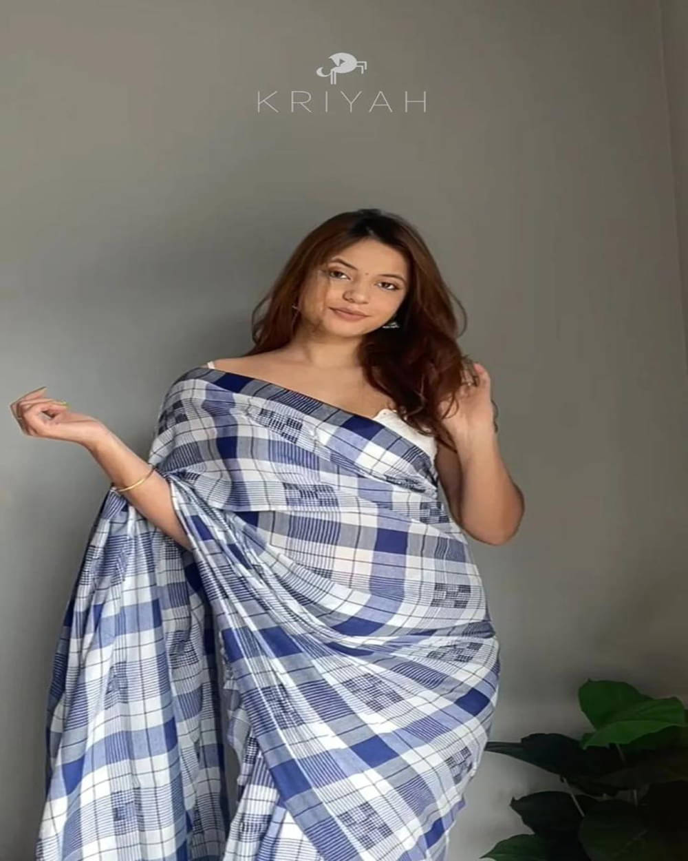 PIYARI FASHION Cotton Checks Tant Saree With Unstitched Blouse Piece ( Blue ) PIYARI FASHION Cotton Checks Tant Saree With Unstitched Blouse Piece ( Blue )