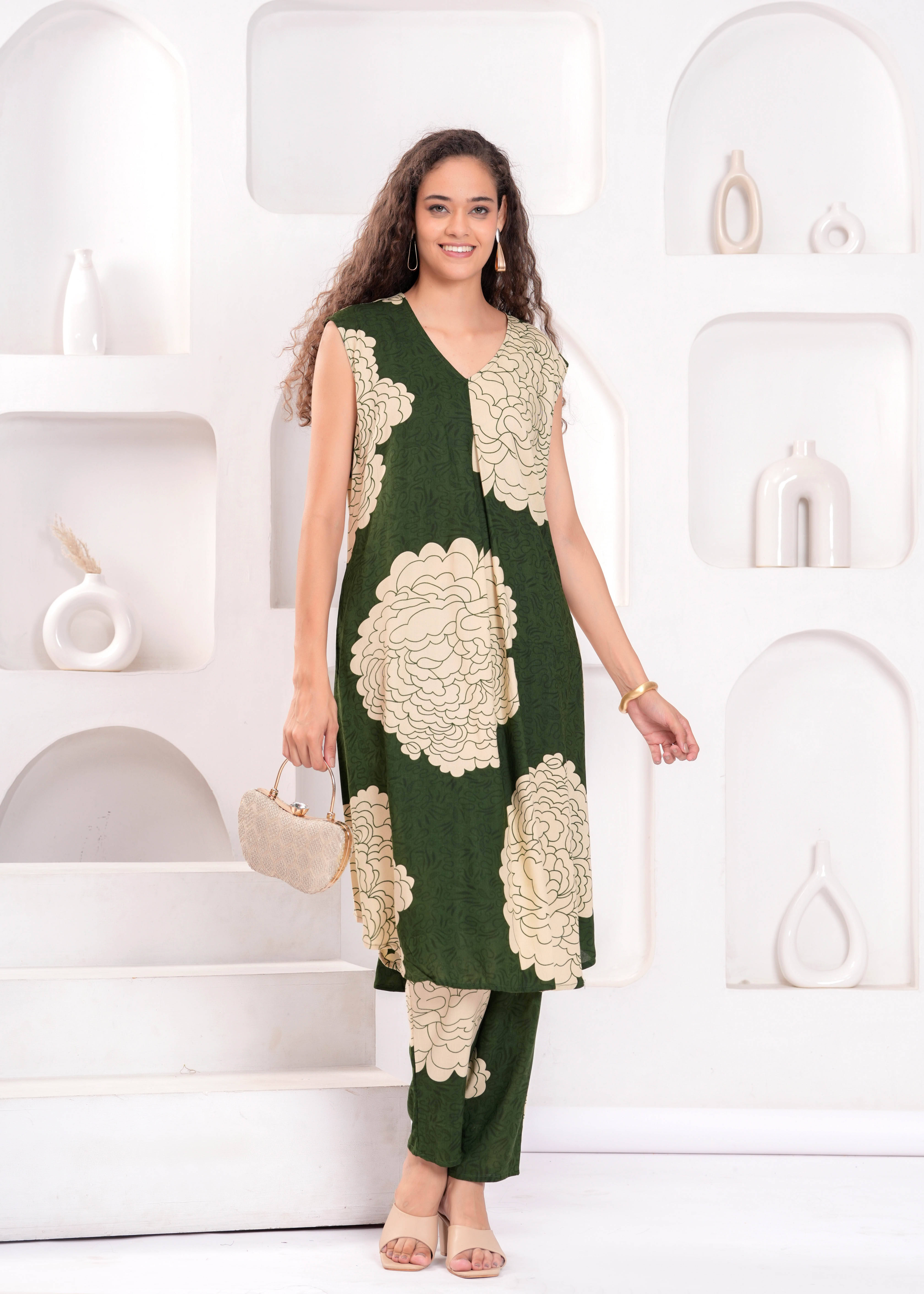     			JAI SHIVAM TRADERS Women Printed Tunic With Trousers Co-Ord Set ( Green )