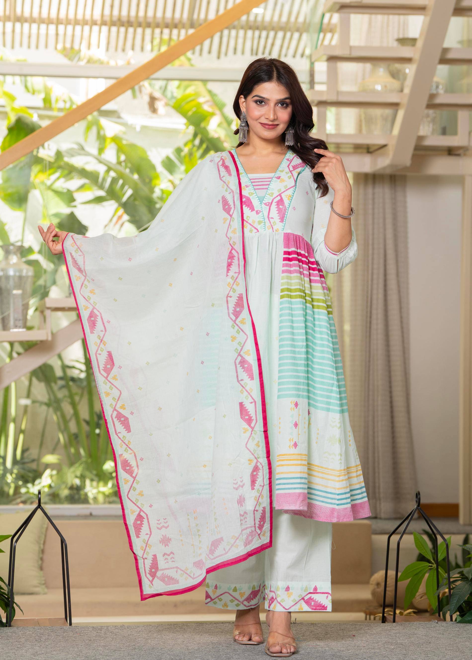    			Juniper Women Cotton Embroidered Flared Kurti With Pants ( Green )