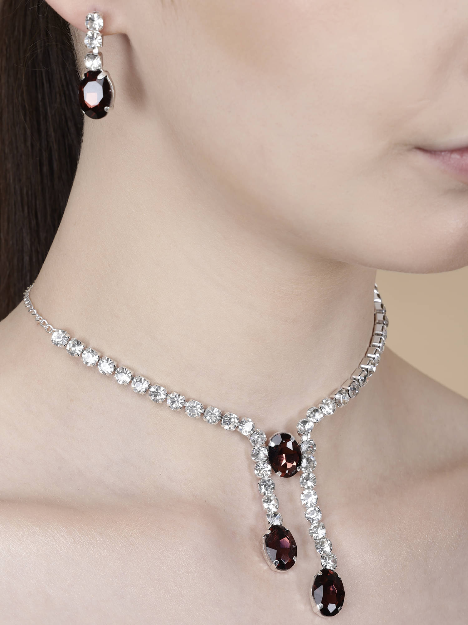     			Opus Gems Brown Alloy Necklace Set ( Pack of 1 )