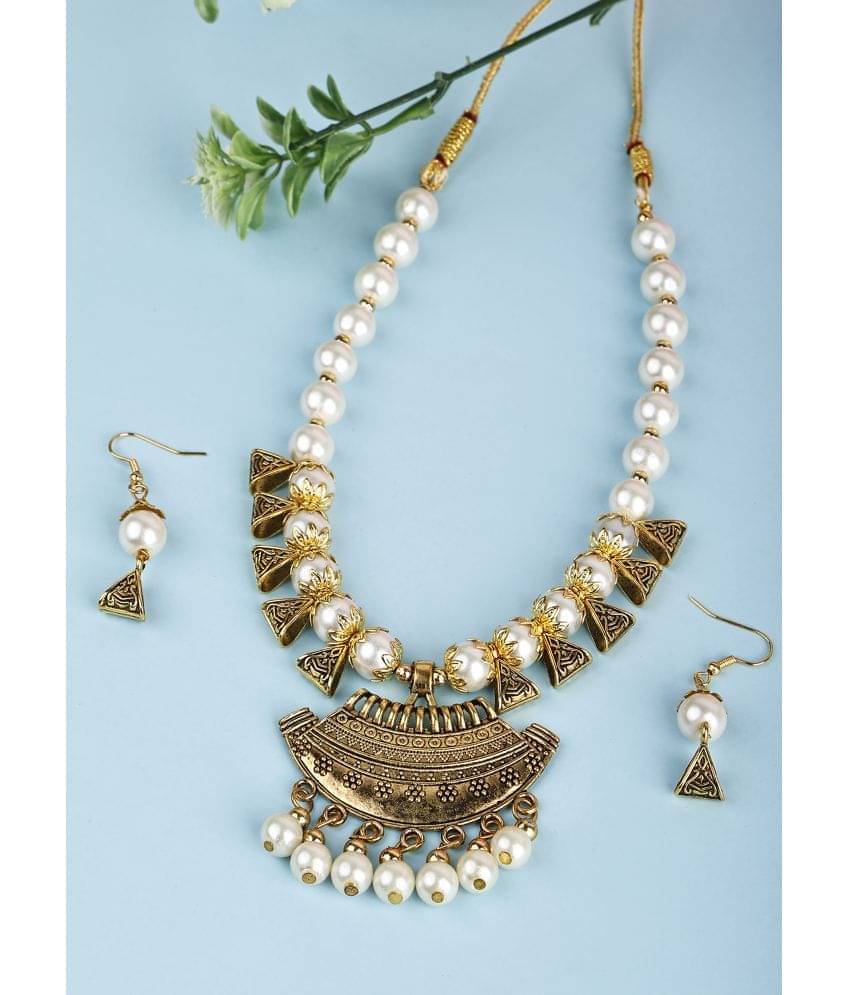     			Opus Gems White Alloy Necklace Set ( Pack of 1 )