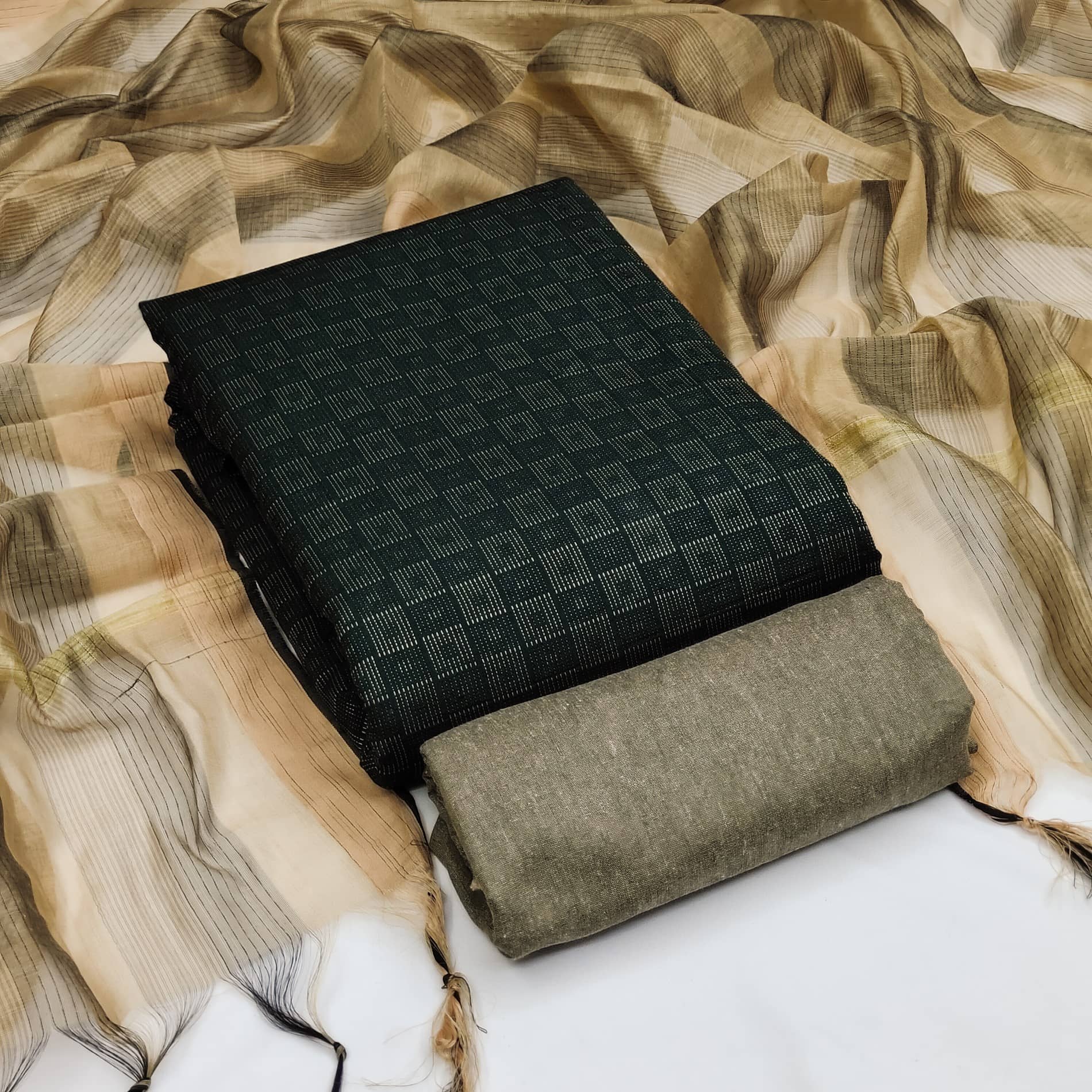 Rangtulika Ethnics Women Cotton Unstitched Dress Material ( Green ) - Unstitched Fabrics | Buy online on ZillyBuy