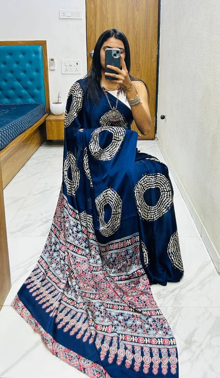 Sanwariya Silks Crepe Printed Sambalpuri Saree With Unstitched Blouse Piece ( Navy Blue ) - Sarees | Buy online on ZillyBuy