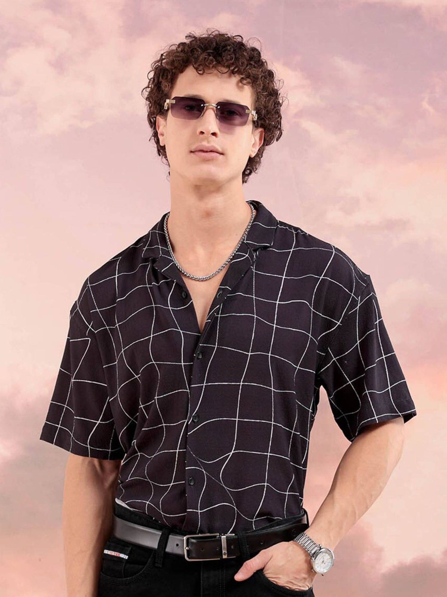    			The Indian Garage Co. 100% Cotton Relaxed Fit Solids Half Sleeves Men's Casual Shirt - Black ( Pack of 1 )