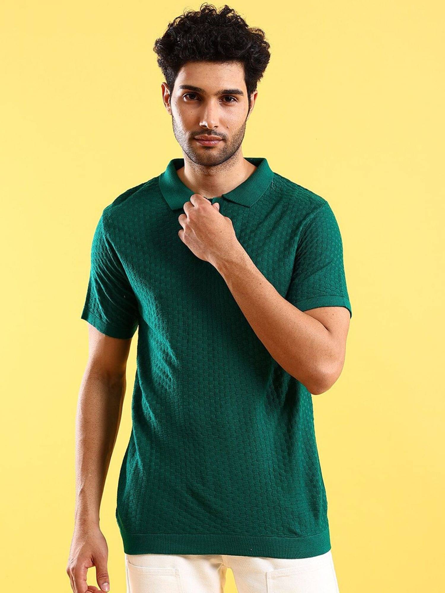The Indian Garage Co. Acrylic Round Neck Men's Half Sleeves Cardigan Sweater - Green ( Pack of 1 ) The Indian Garage Co. Acrylic Round Neck Men's Half Sleeves Cardigan Sweater - Green ( Pack of 1 )