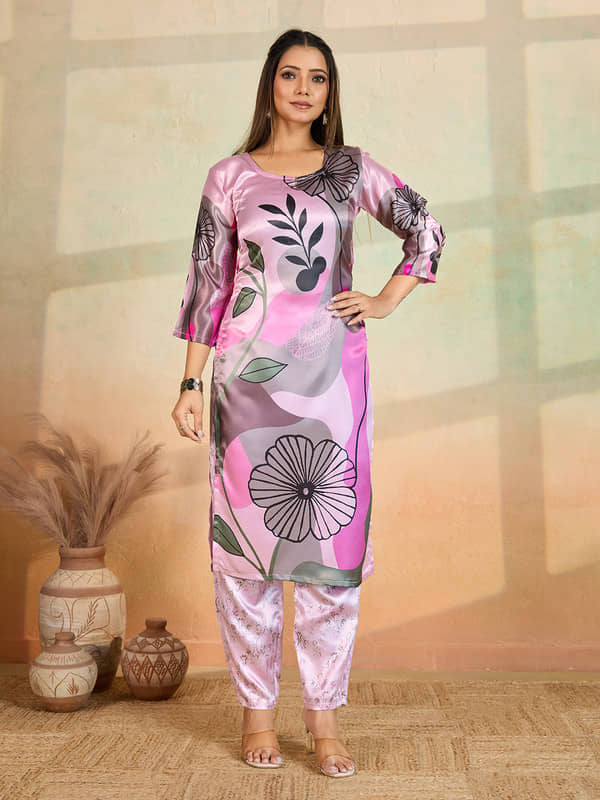 Women Basket Women Rayon Printed Straight Kurti With Pants ( Pink )