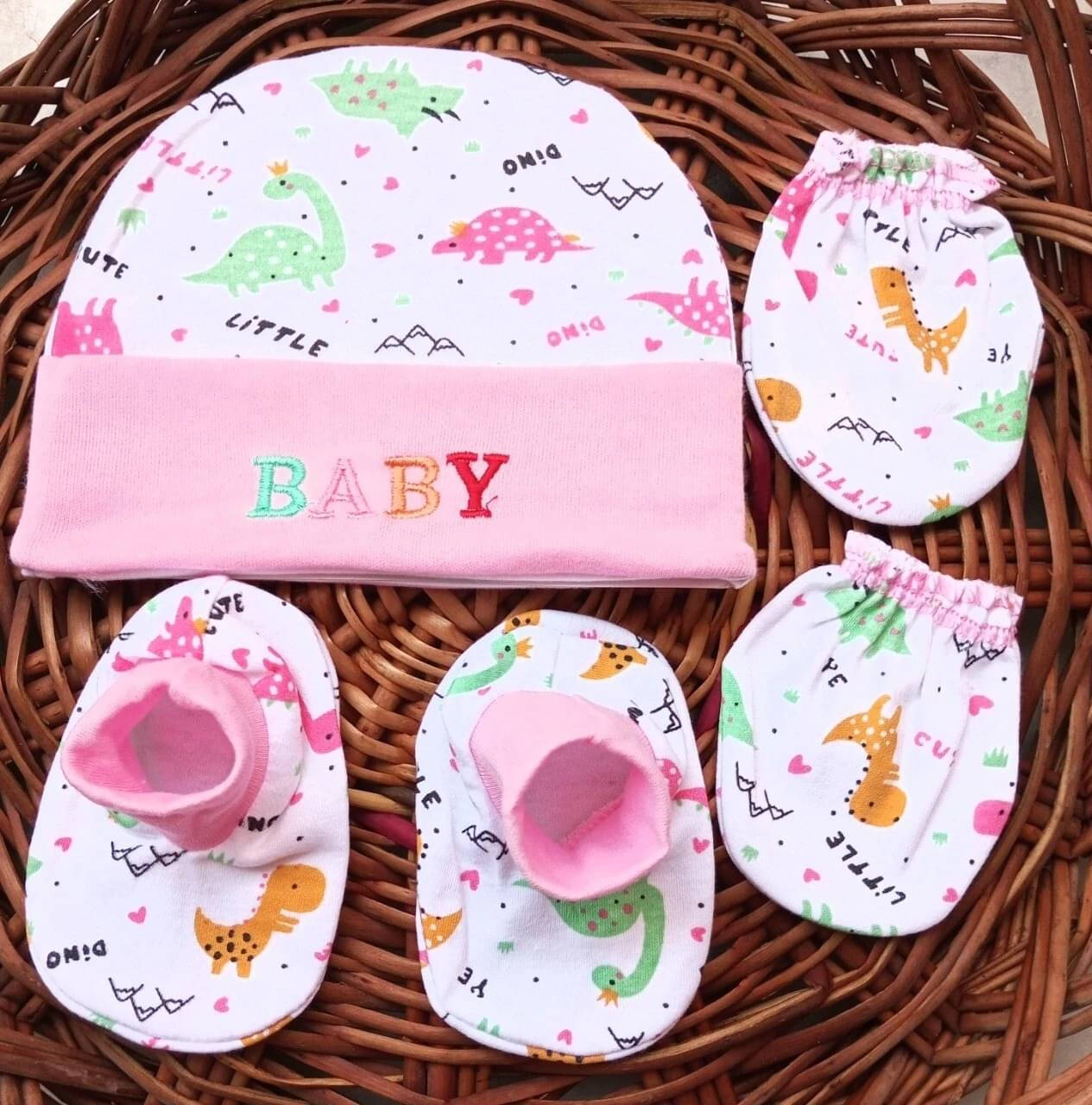     			Cap set