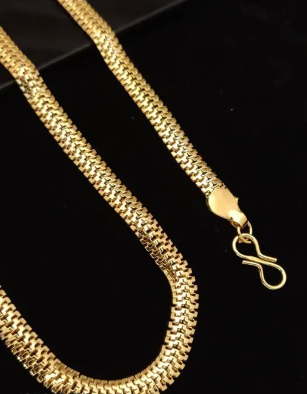 Fadiso Fashion Gold Plated Chain ( Set of 1 ) Fadiso Fashion Gold Plated Chain ( Set of 1 )
