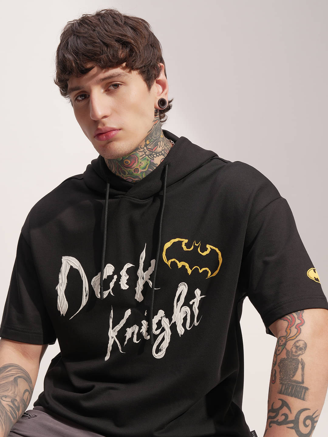     			Highlander Men Cotton Blend Oversized Fit Self Design T-Shirt ( Black )