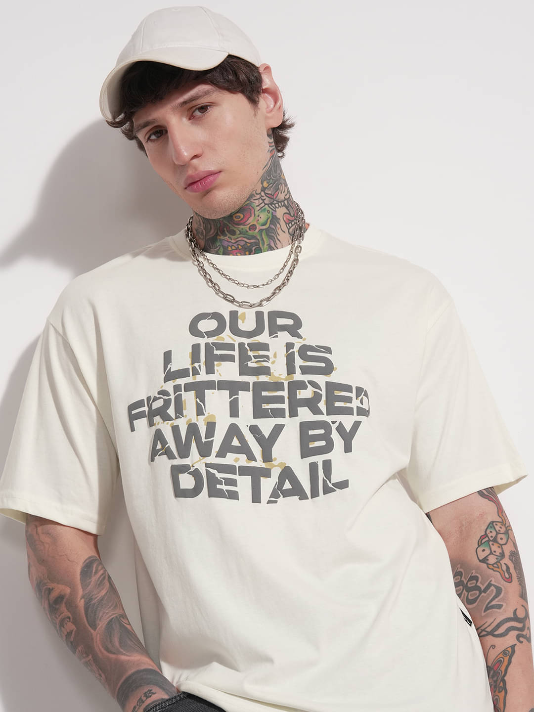     			Highlander Men Cotton Blend Relaxed Fit Printed T-Shirt ( Off White )