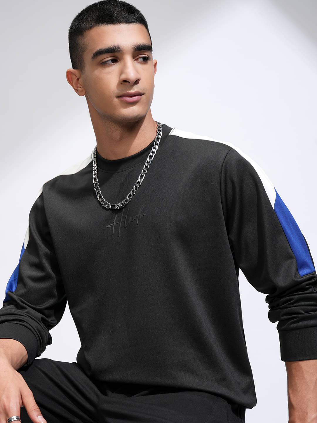 Highlander Men Polyester Relaxed Fit Solid T-Shirt ( Multicolor ) Highlander Men Polyester Relaxed Fit Solid T-Shirt ( Multicolor )