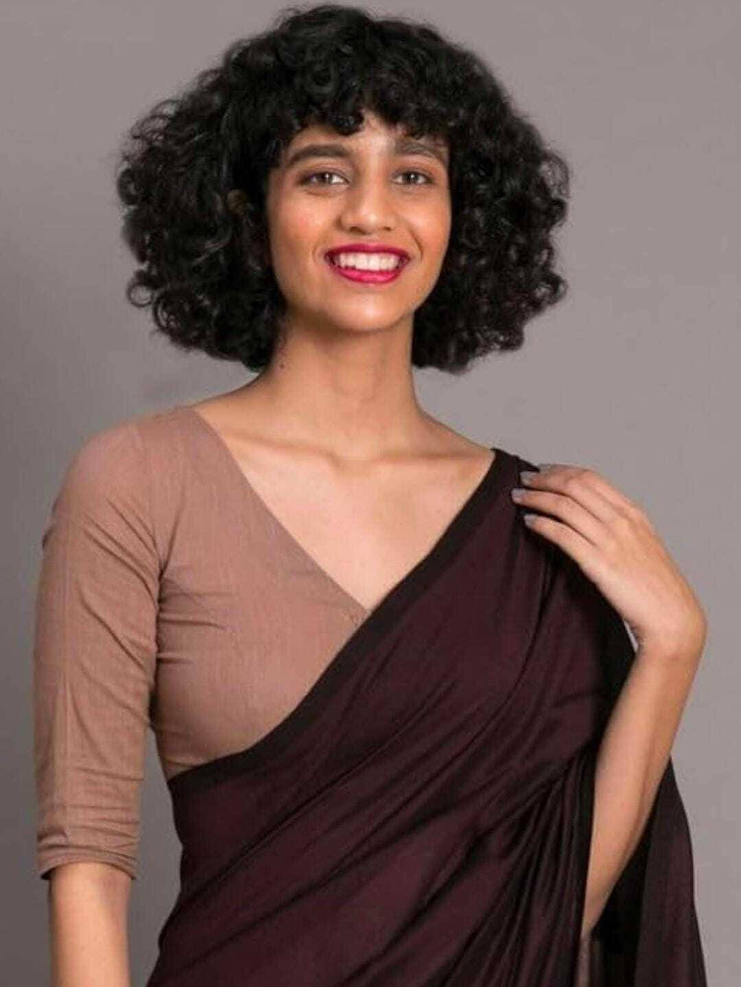     			STRADHA Cotton Blend Embellished Saree With Unstitched Blouse Piece ( Coffee )