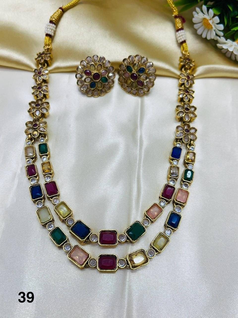     			Shilpa Creation Multi Color Alloy Necklace Set ( Pack of 1 )