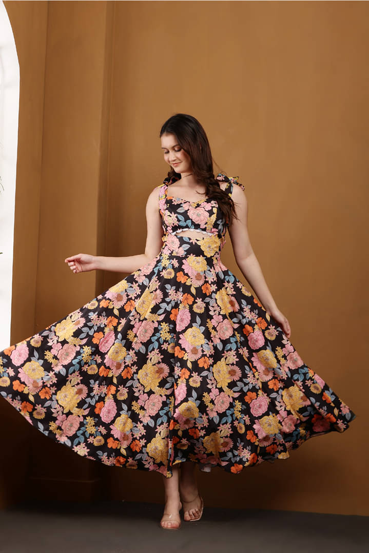     			TAMINA Women Crepe Printed Fit & Flare Dress ( Multicolor )