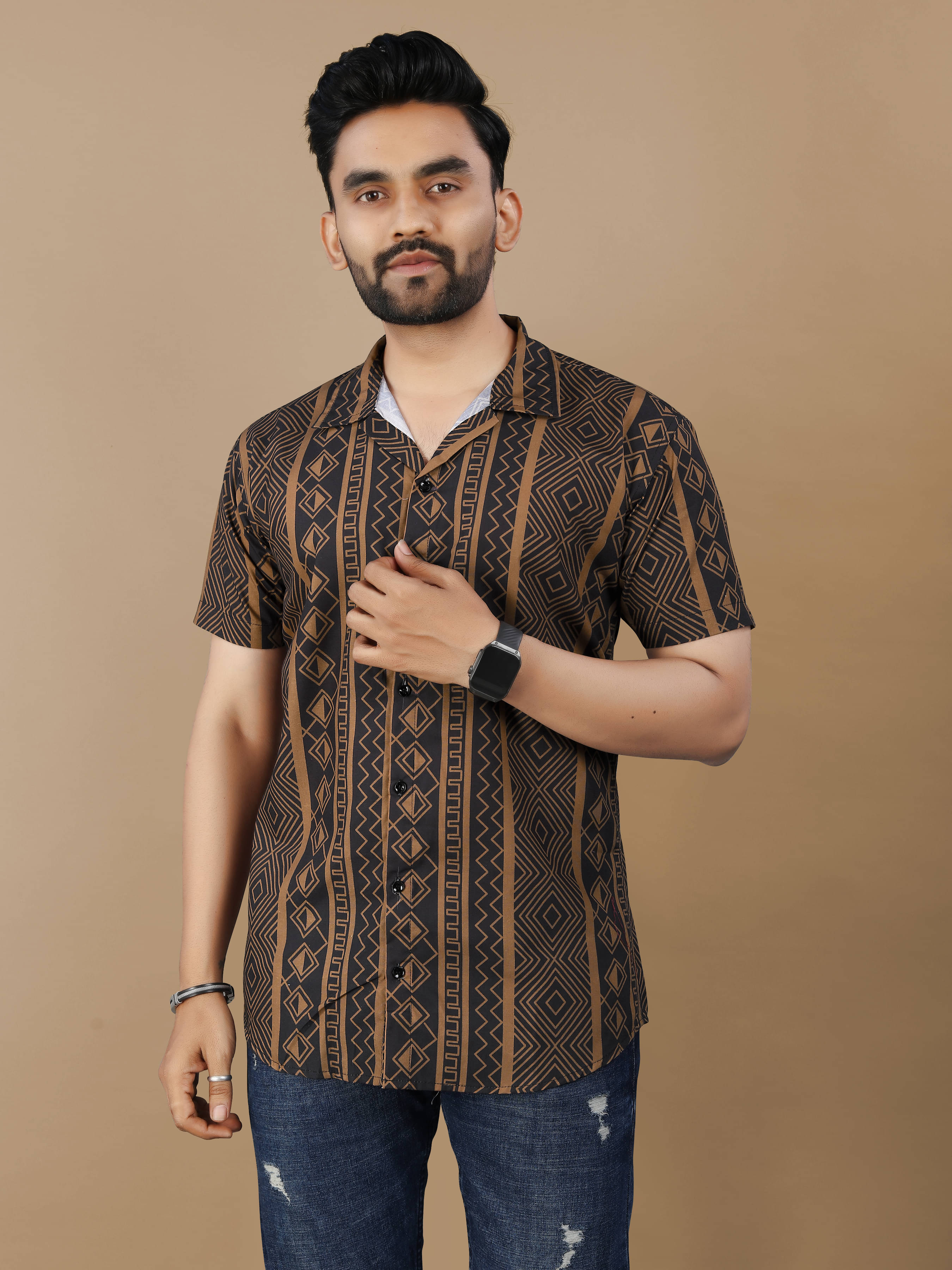     			VS MALL Cotton Flex Regular Fit Self Design Half Sleeves Men's Casual Shirt - Coffee ( Pack of 1 )