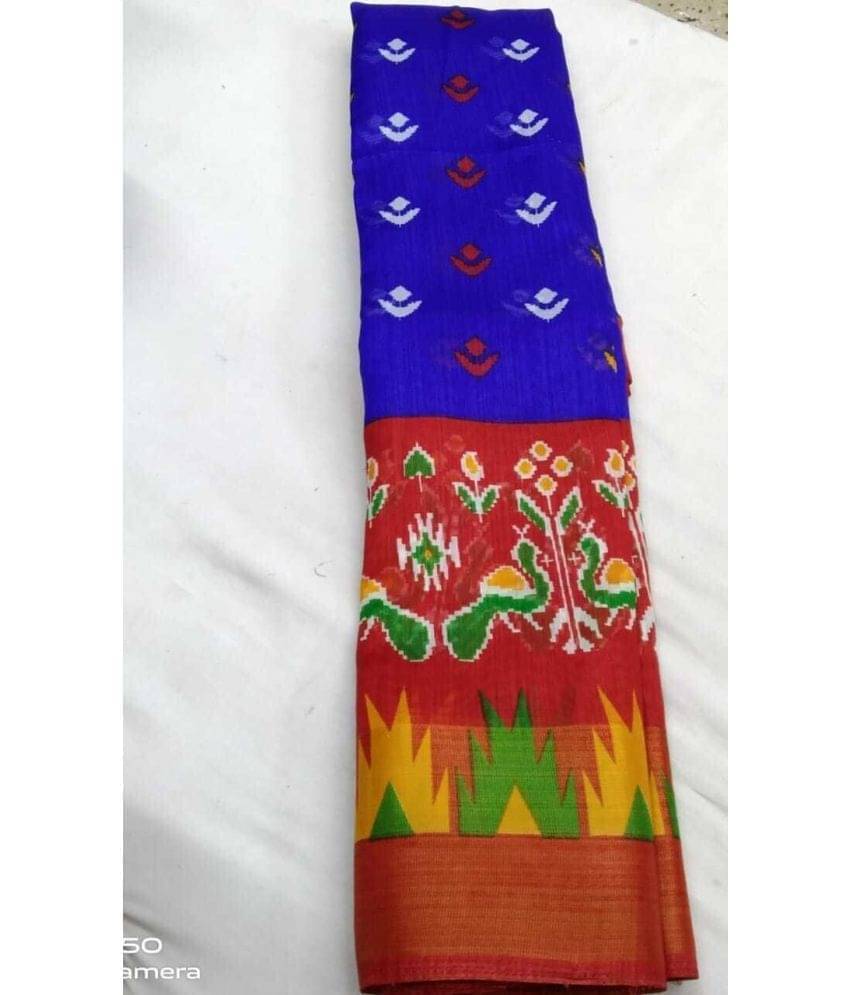 YUGAVEERAA Cotton Silk Applique Saree With Unstitched Blouse Piece ( Blue ) YUGAVEERAA Cotton Silk Applique Saree With Unstitched Blouse Piece ( Blue )
