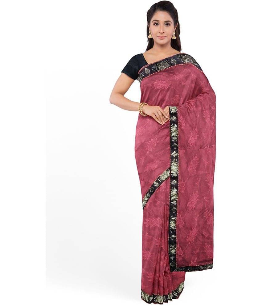 YUGAVEERAA Net Cut Outs Saree With Unstitched Blouse Piece ( White ) YUGAVEERAA Net Cut Outs Saree With Unstitched Blouse Piece ( White )