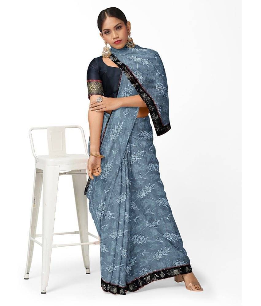 YUGAVEERAA Net Cut Outs Saree With Unstitched Blouse Piece ( Black ) YUGAVEERAA Net Cut Outs Saree With Unstitched Blouse Piece ( Black )
