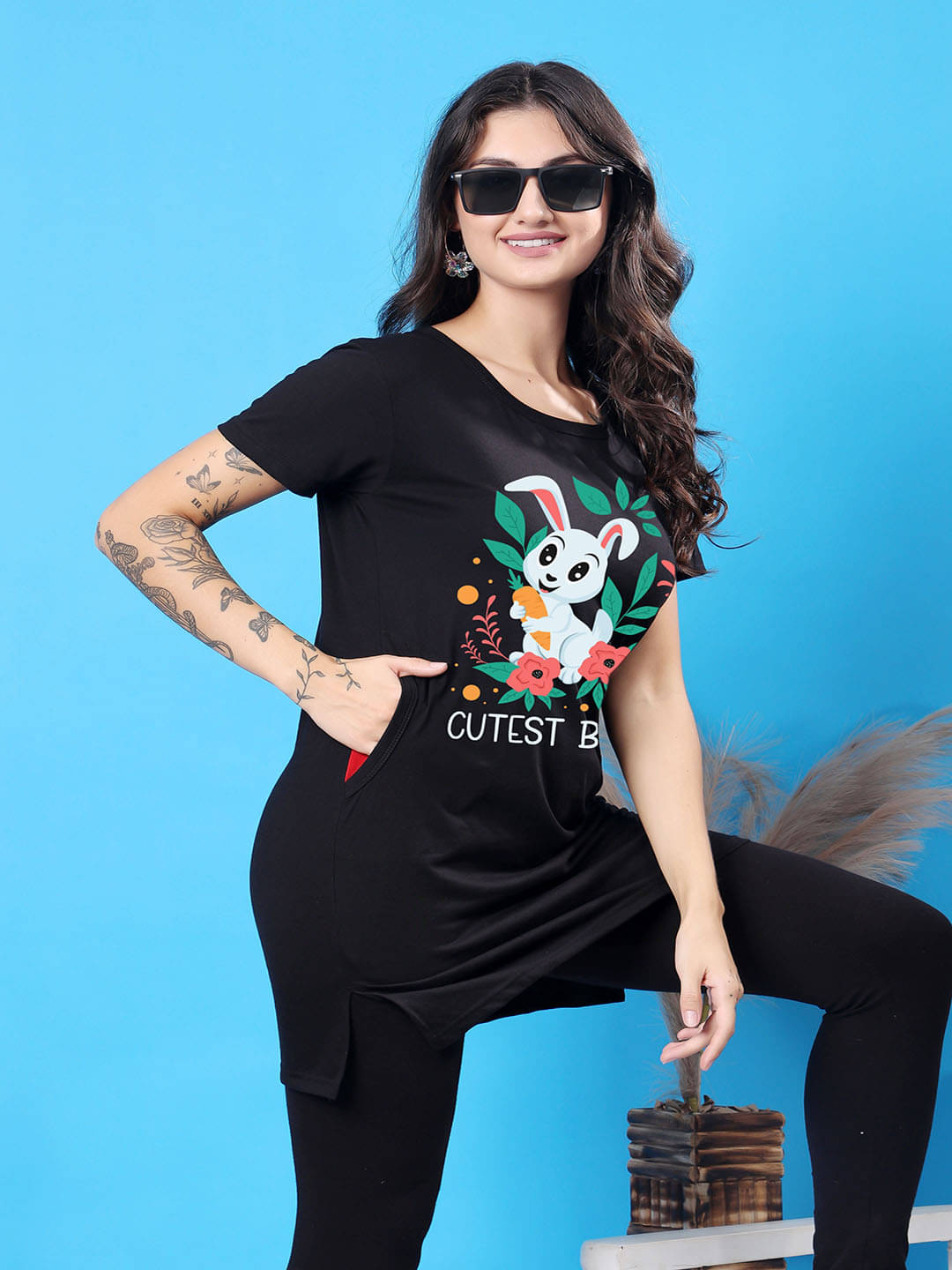     			SWIFTLY Women Cotton Printed Regular Fit Round Neck T-Shirt ( Black )