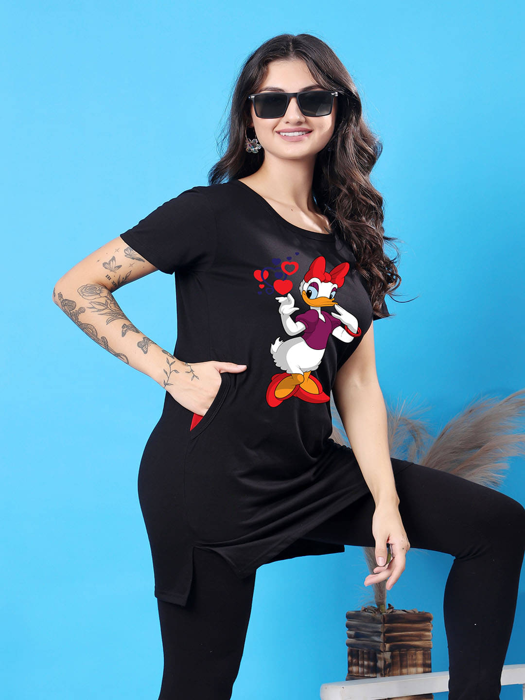 SWIFTLY Women Cotton Printed Regular Fit Round Neck T-Shirt ( Black ) SWIFTLY Women Cotton Printed Regular Fit Round Neck T-Shirt ( Black )