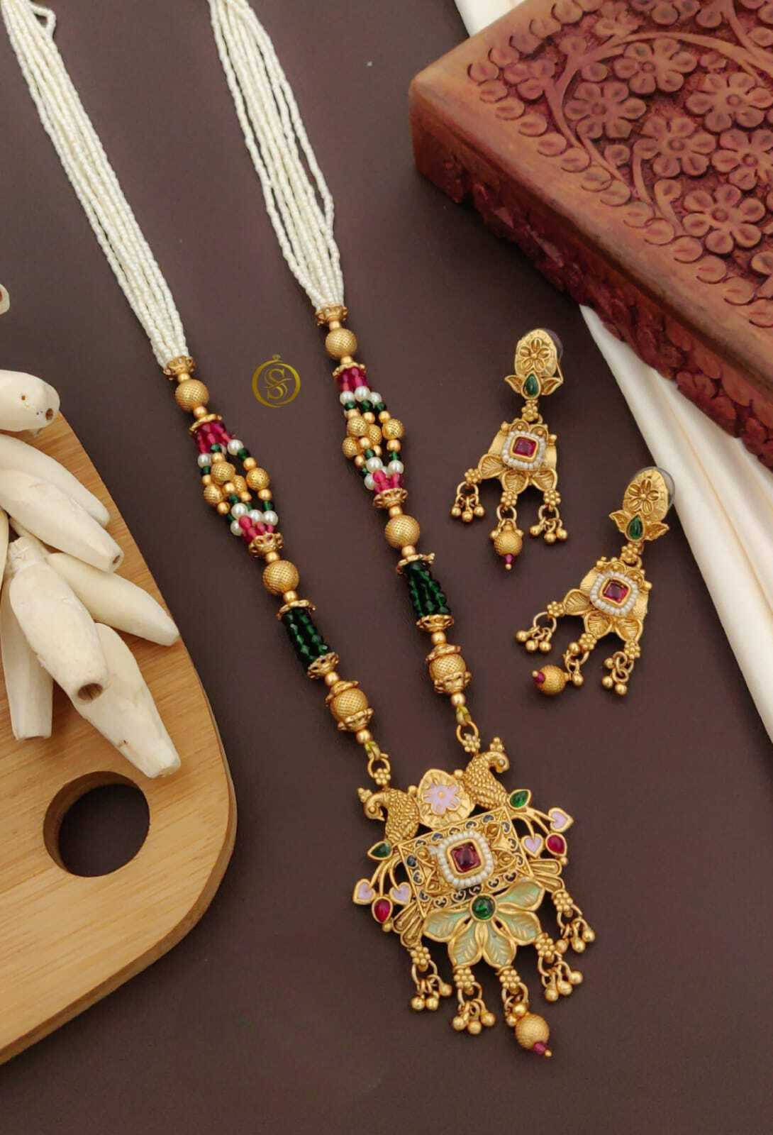 TKRB SALES Gold Brass Necklace Set ( Pack of 1 )     			TKRB SALES Gold Brass Necklace Set ( Pack of 1 )