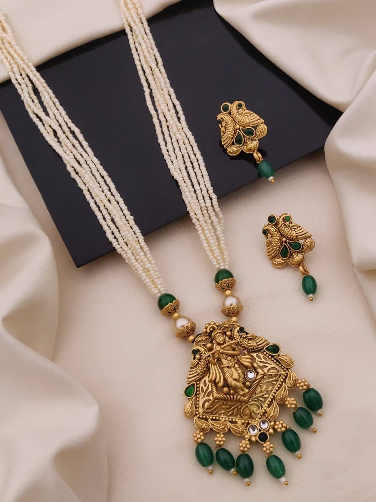     			TKRB SALES Gold Copper Necklace Set ( Pack of 1 )