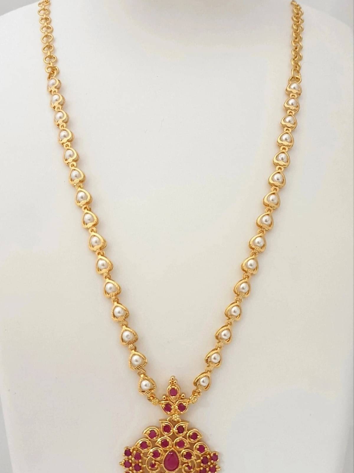     			TKRB SALES Multi Color Metal Necklace Set ( Pack of 1 )