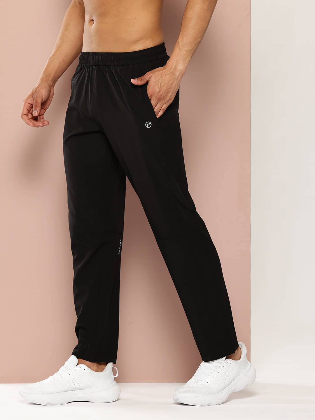 Turnfit Black Polyester Men's Trackpants ( Pack of 1 )     			Turnfit Black Polyester Men's Trackpants ( Pack of 1 )