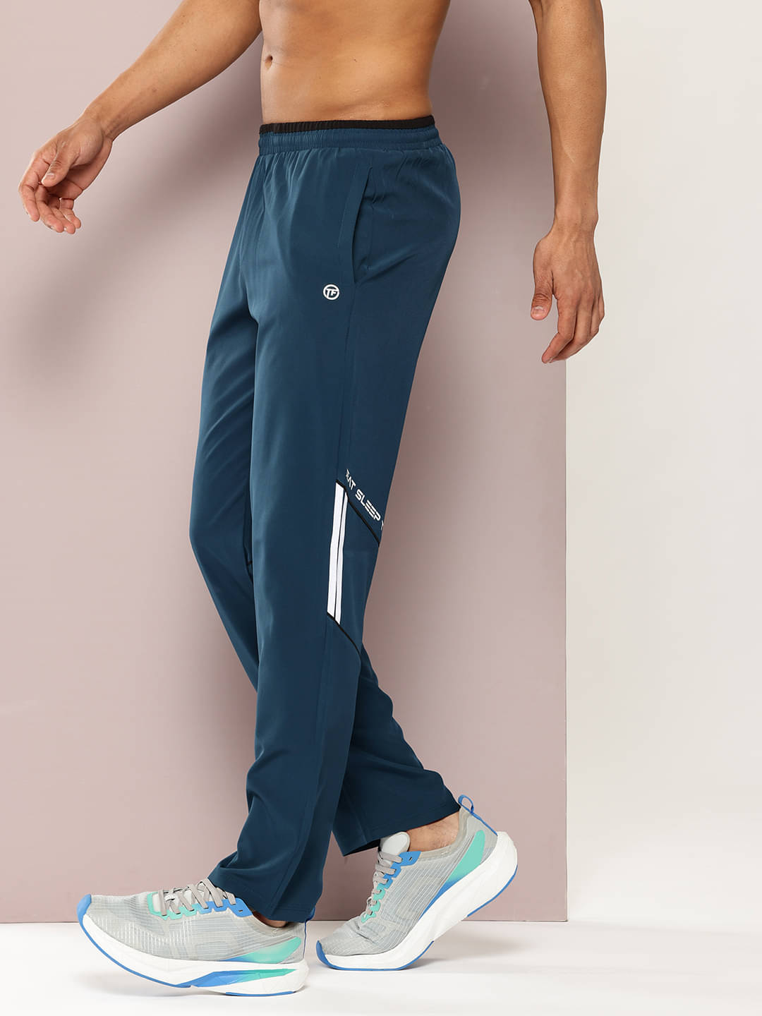     			Turnfit Navy Polyester Men's Trackpants ( Pack of 1 )