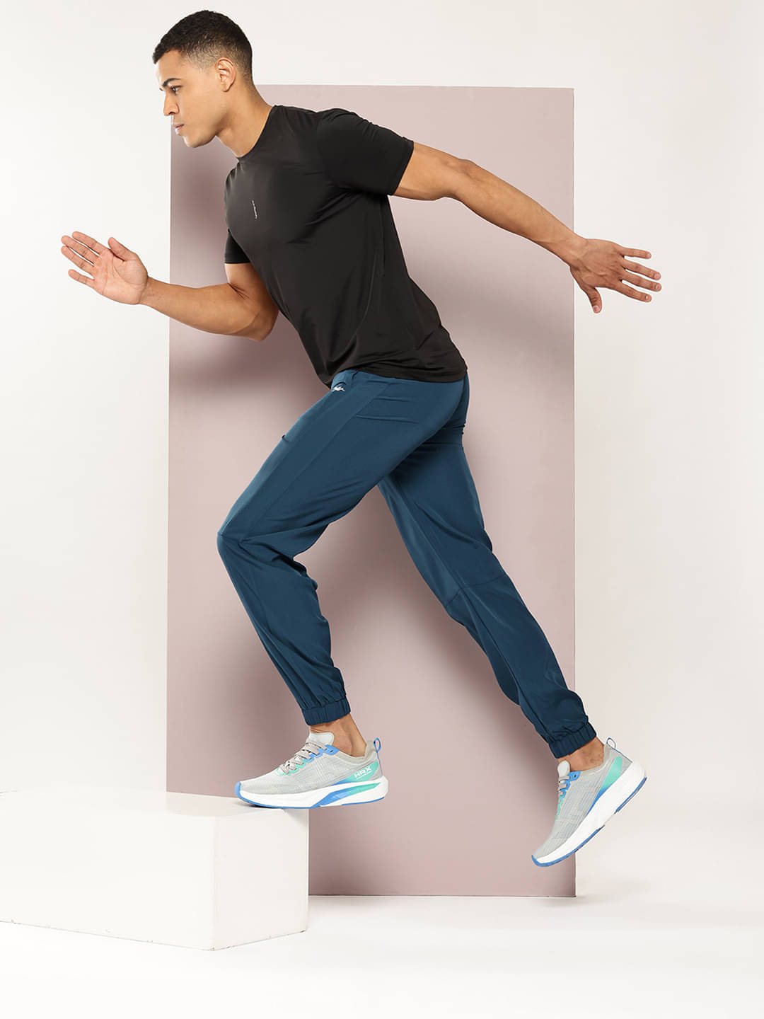     			Turnfit Navy Polyester Men's Joggers ( Pack of 1 )