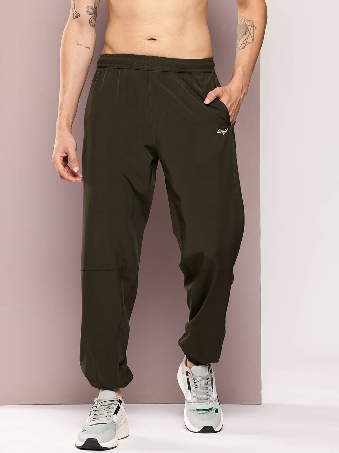 Turnfit Olive Green Polyester Men's Joggers ( Pack of 1 )     			Turnfit Olive Green Polyester Men's Joggers ( Pack of 1 )