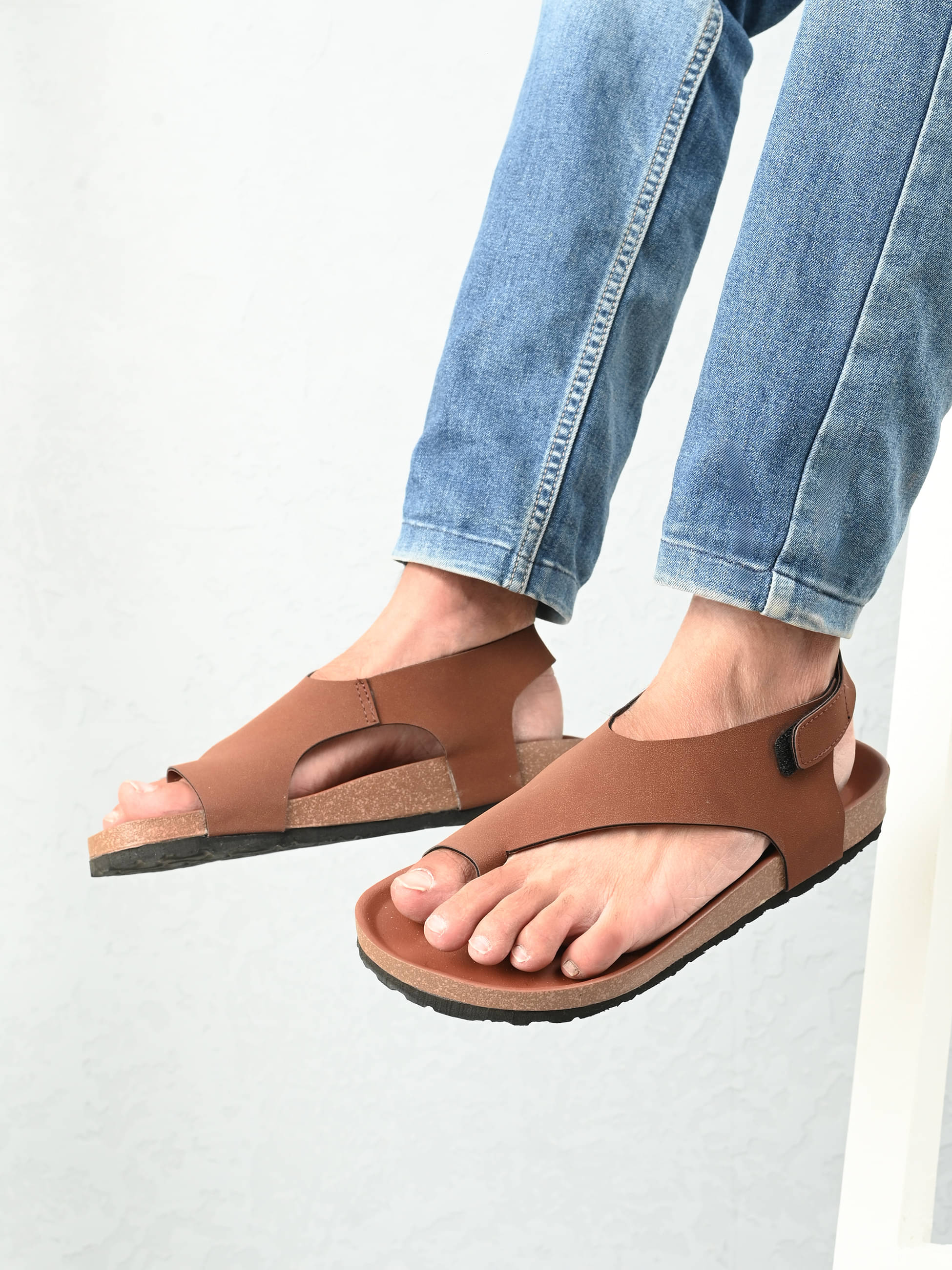     			APPELON - Tan Men's Sandals
