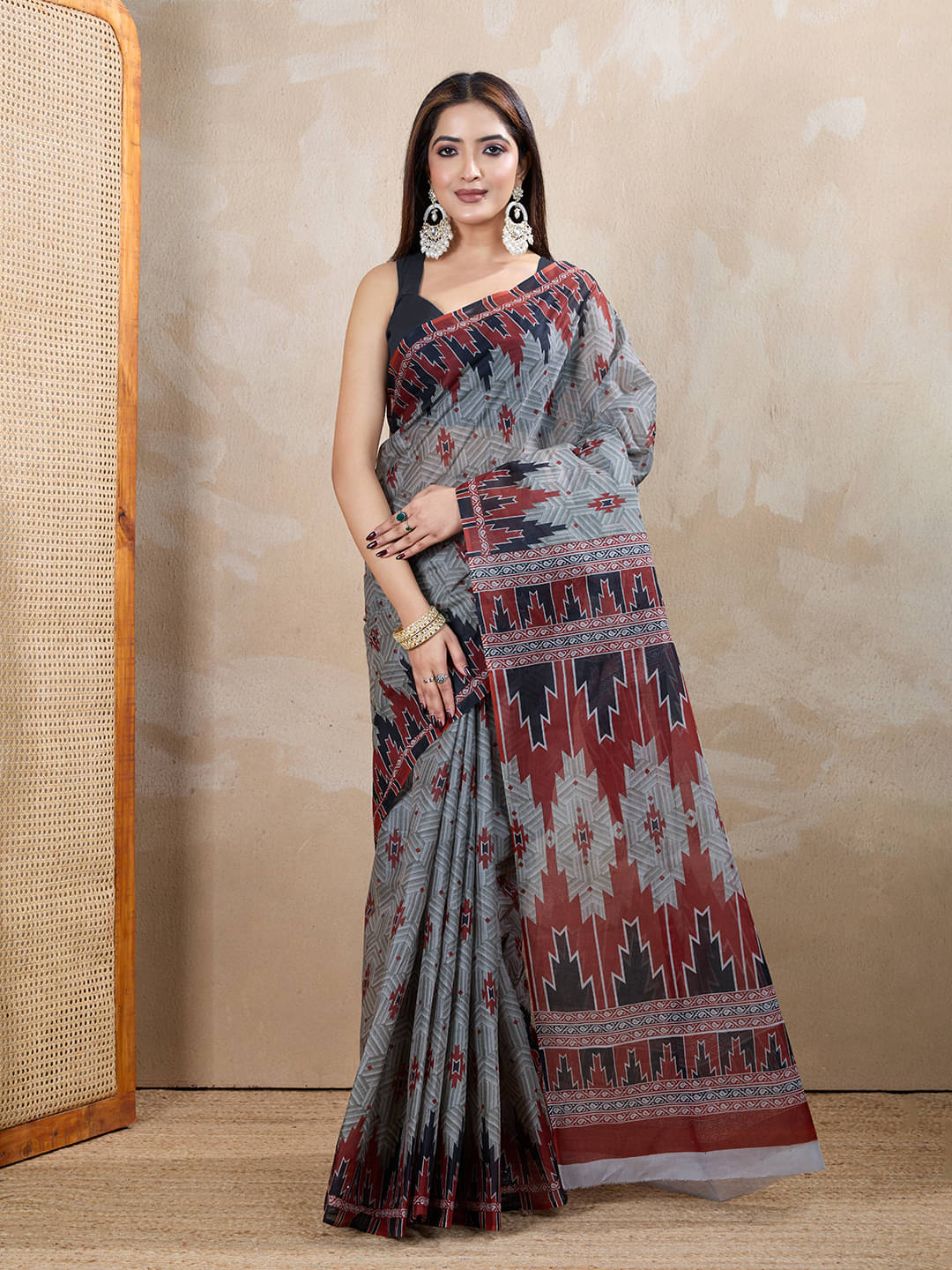     			SHANVIKA Cotton Printed Sambalpuri Saree Without Blouse Piece ( Grey )