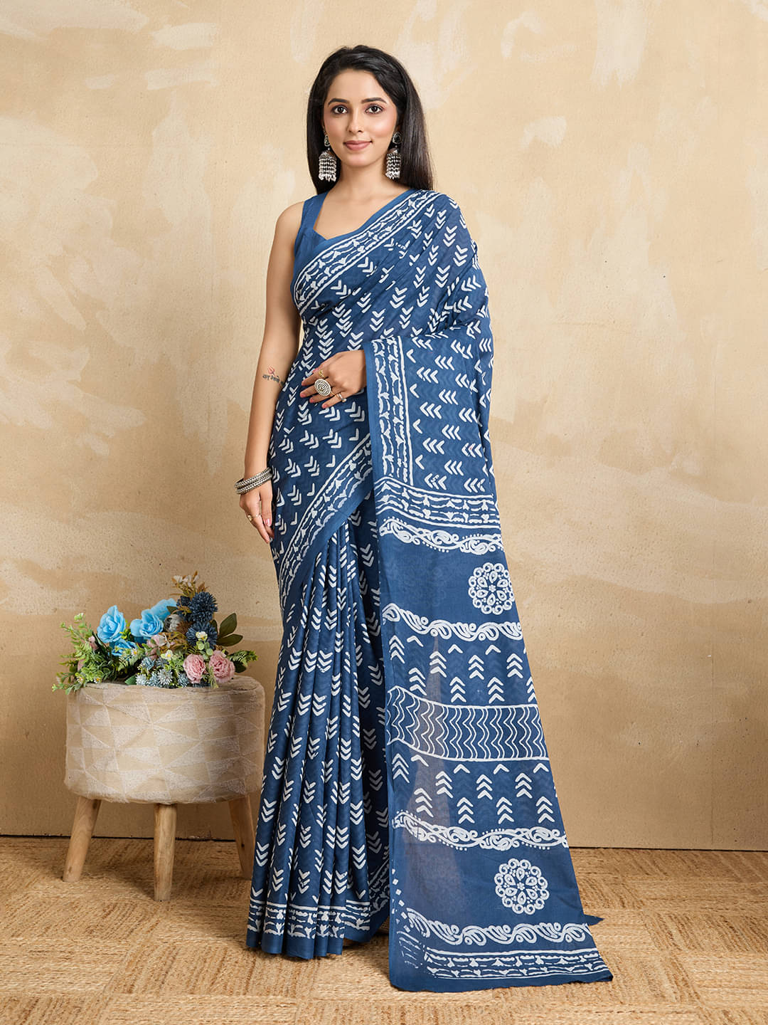 SHANVIKA Cotton Printed Sambalpuri Saree Without Blouse Piece ( Indigo ) SHANVIKA Cotton Printed Sambalpuri Saree Without Blouse Piece ( Indigo )