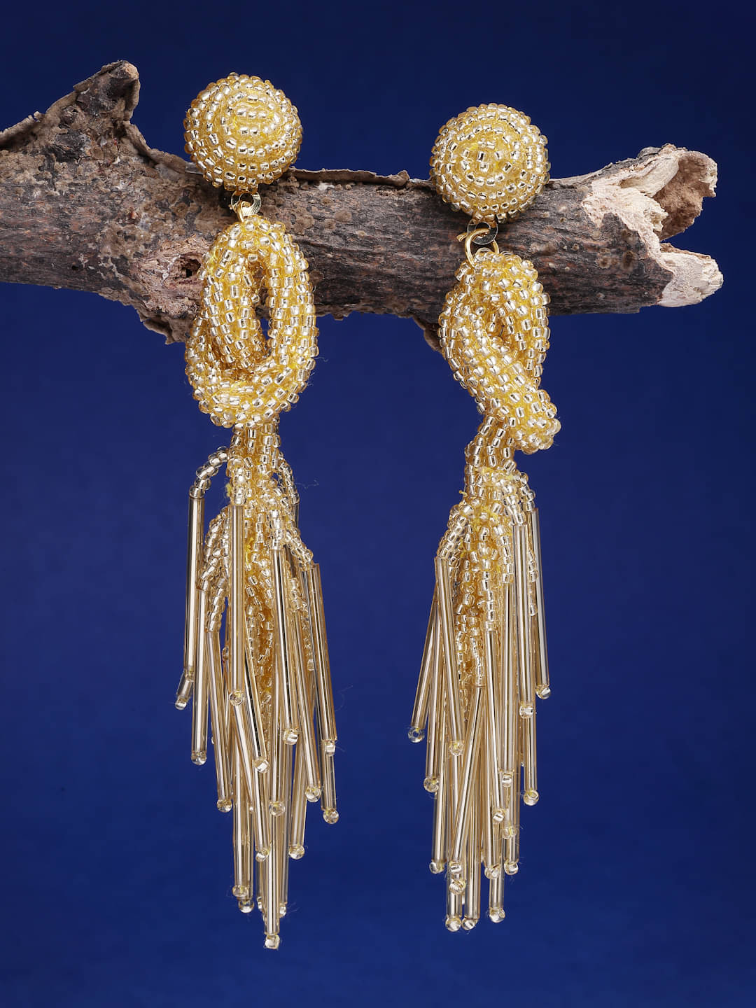     			Anekaant Gold Drop Earrings ( Pack of 1 )