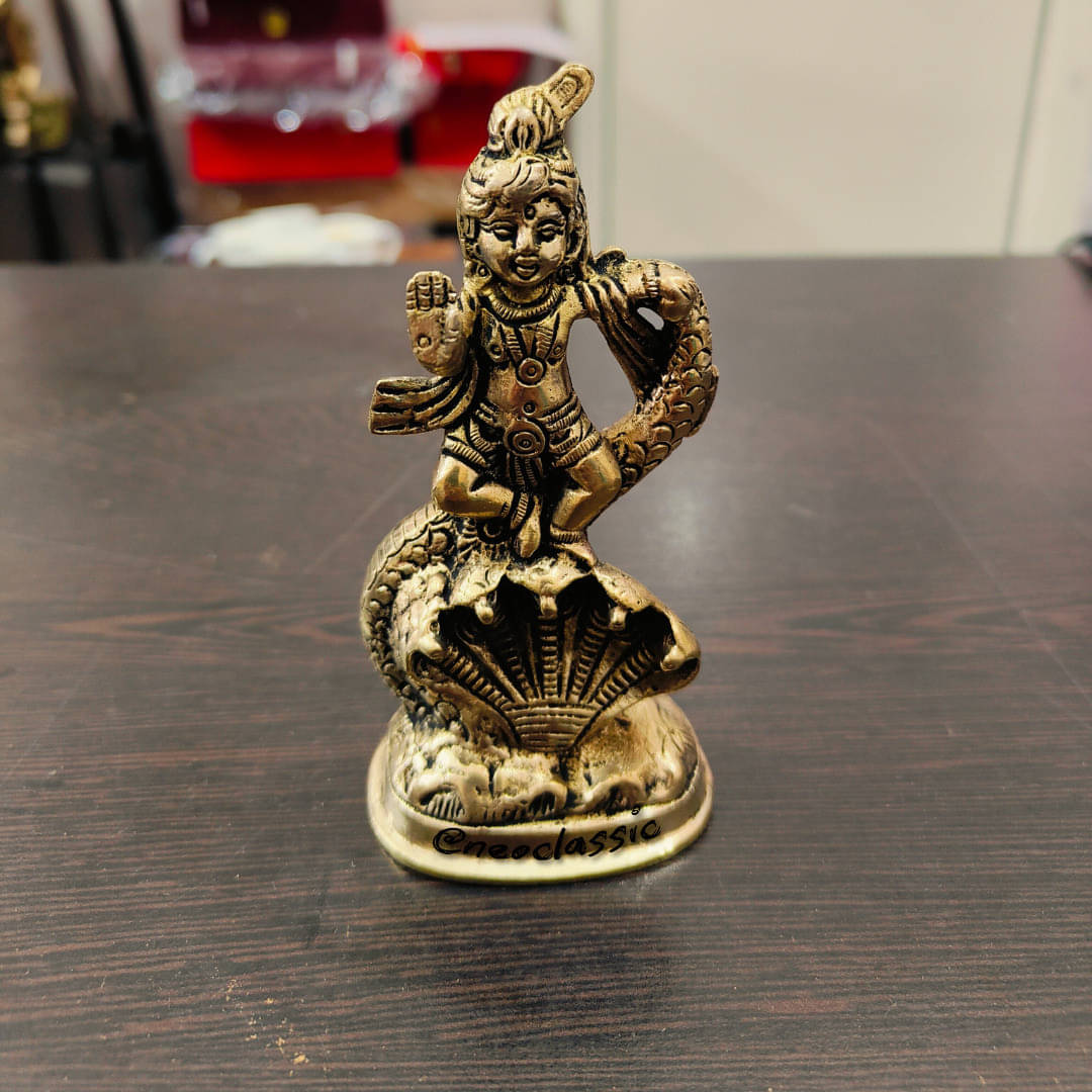     			Neo Classic Neo Classic Krishna Dancing on Kaliya Naag Brass 4.5" Decorative Showpiece  -  11 cm (Brass, Gold)