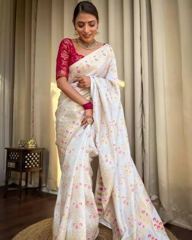 Suali Jacquard Woven Banarasi saree With Unstitched Blouse Piece ( White ) Suali Jacquard Woven Banarasi saree With Unstitched Blouse Piece ( White )