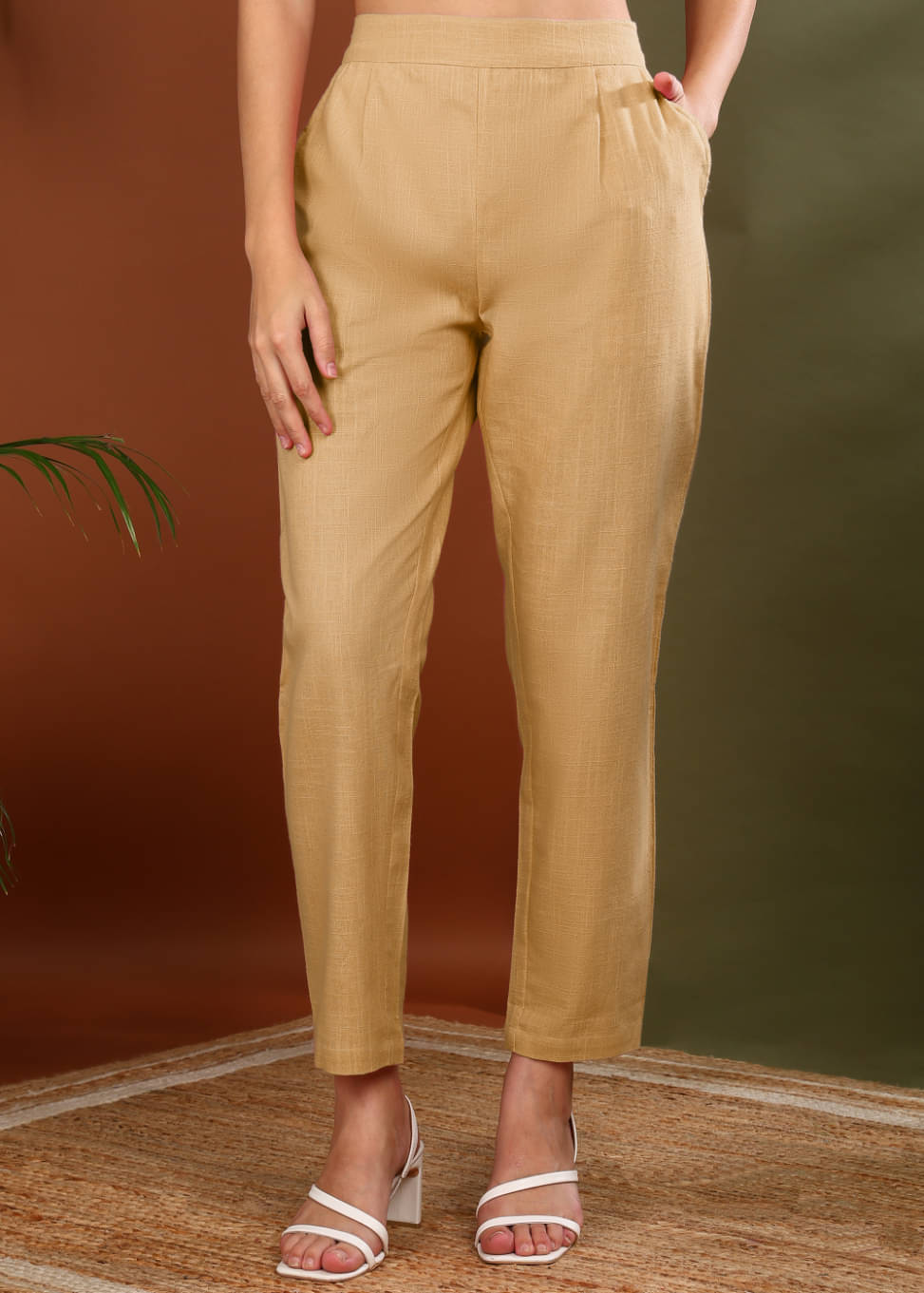     			Yash Gallery Pack of 1 Cotton Regular Women's Casual Pants ( Beige )
