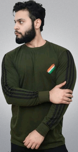     			structy Men Cotton Blend Regular Fit Solid T-Shirt ( Green )
