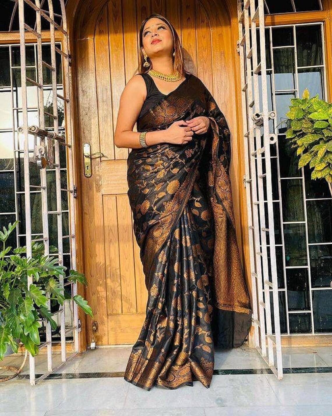 A TO Z CART Jacquard Embellished Banarasi saree With Unstitched Blouse Piece ( Black ) A TO Z CART Jacquard Embellished Banarasi saree With Unstitched Blouse Piece ( Black )