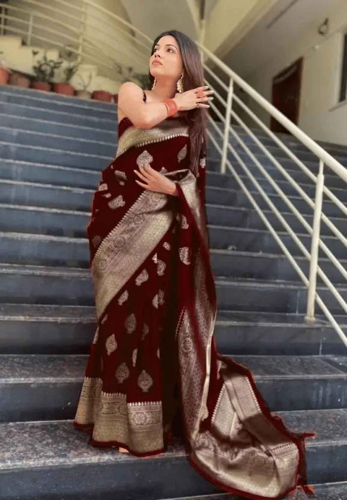 A TO Z CART Jacquard Embellished Banarasi saree With Unstitched Blouse Piece ( Maroon ) A TO Z CART Jacquard Embellished Banarasi saree With Unstitched Blouse Piece ( Maroon )