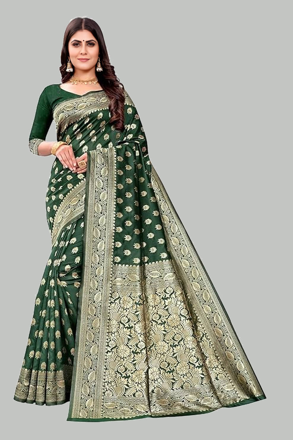 Aika Jacquard Embellished Banarasi saree With Unstitched Blouse Piece ( Green ) Aika Jacquard Embellished Banarasi saree With Unstitched Blouse Piece ( Green )