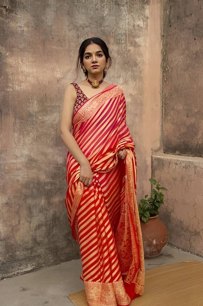 JULEE Jacquard Embellished Banarasi saree With Unstitched Blouse Piece ( Red )     			JULEE Jacquard Embellished Banarasi saree With Unstitched Blouse Piece ( Red )