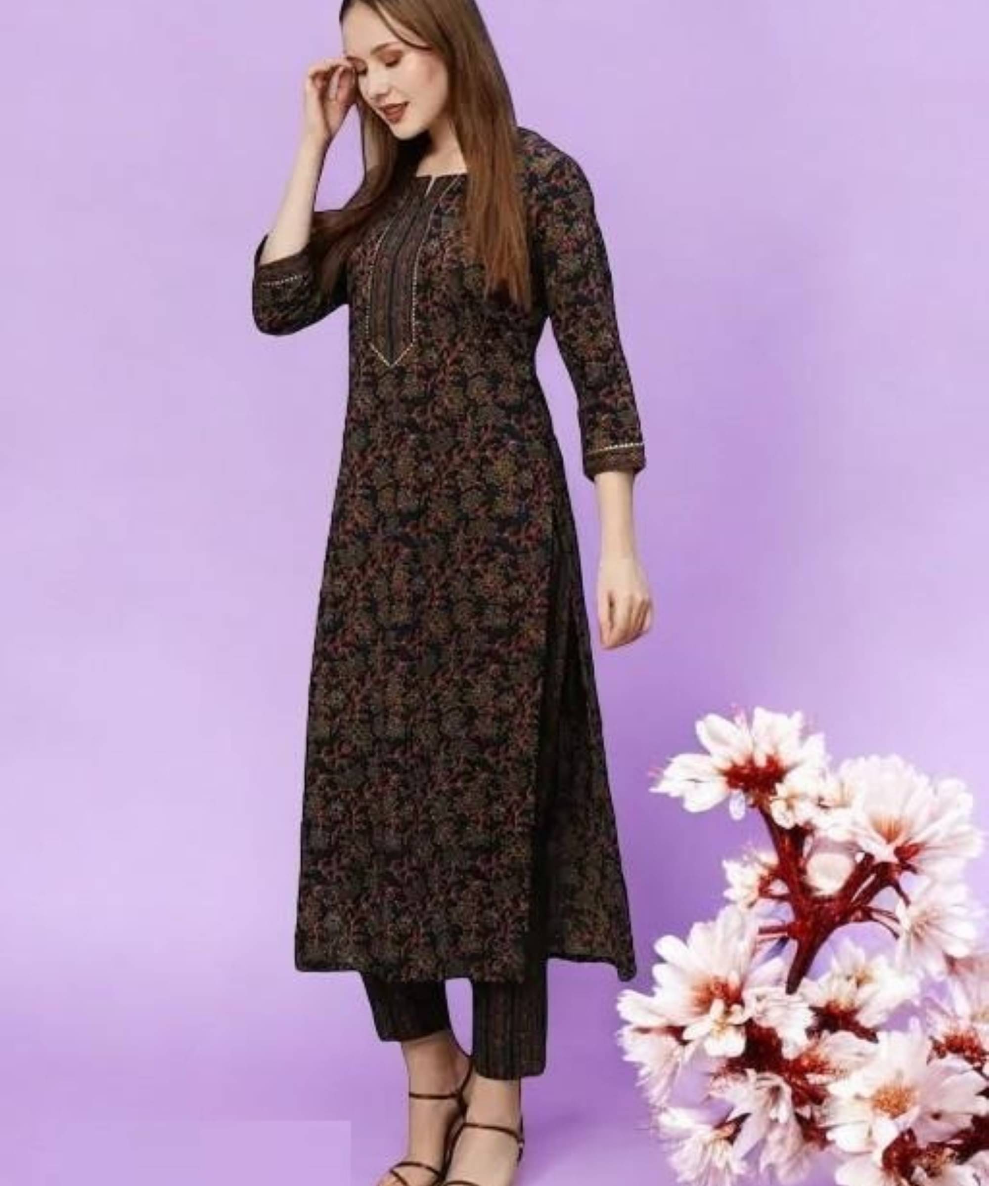 Jivandhara Women Cotton Applique A-line Kurti With Pants ( Navy Blue ) Jivandhara Women Cotton Applique A-line Kurti With Pants ( Navy Blue )