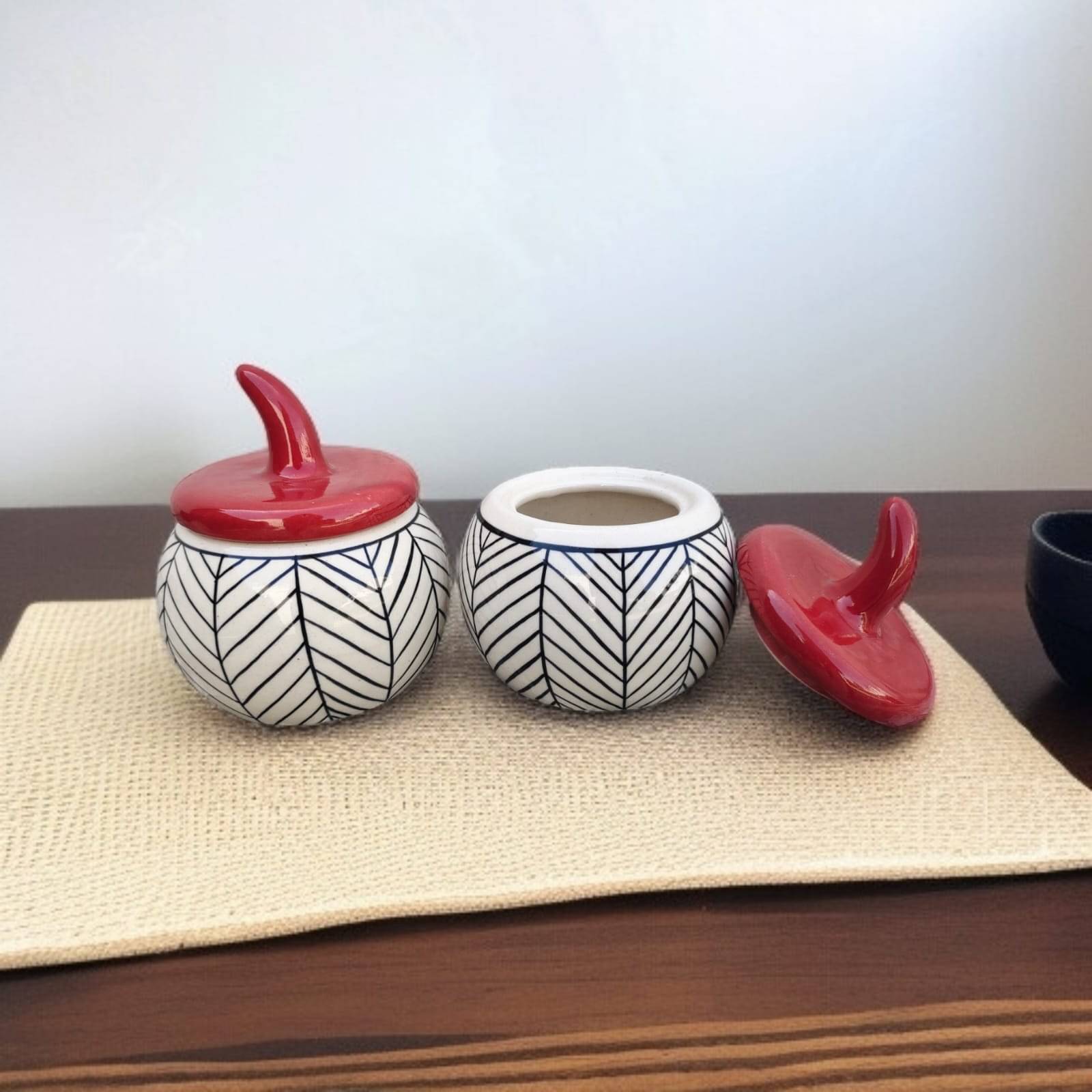 Malaikah Red Zbra Slt Jar Ceramic Red Tea/Coffee/Sugar Container ( Set of 2 ) Malaikah Red Zbra Slt Jar Ceramic Red Tea/Coffee/Sugar Container ( Set of 2 )