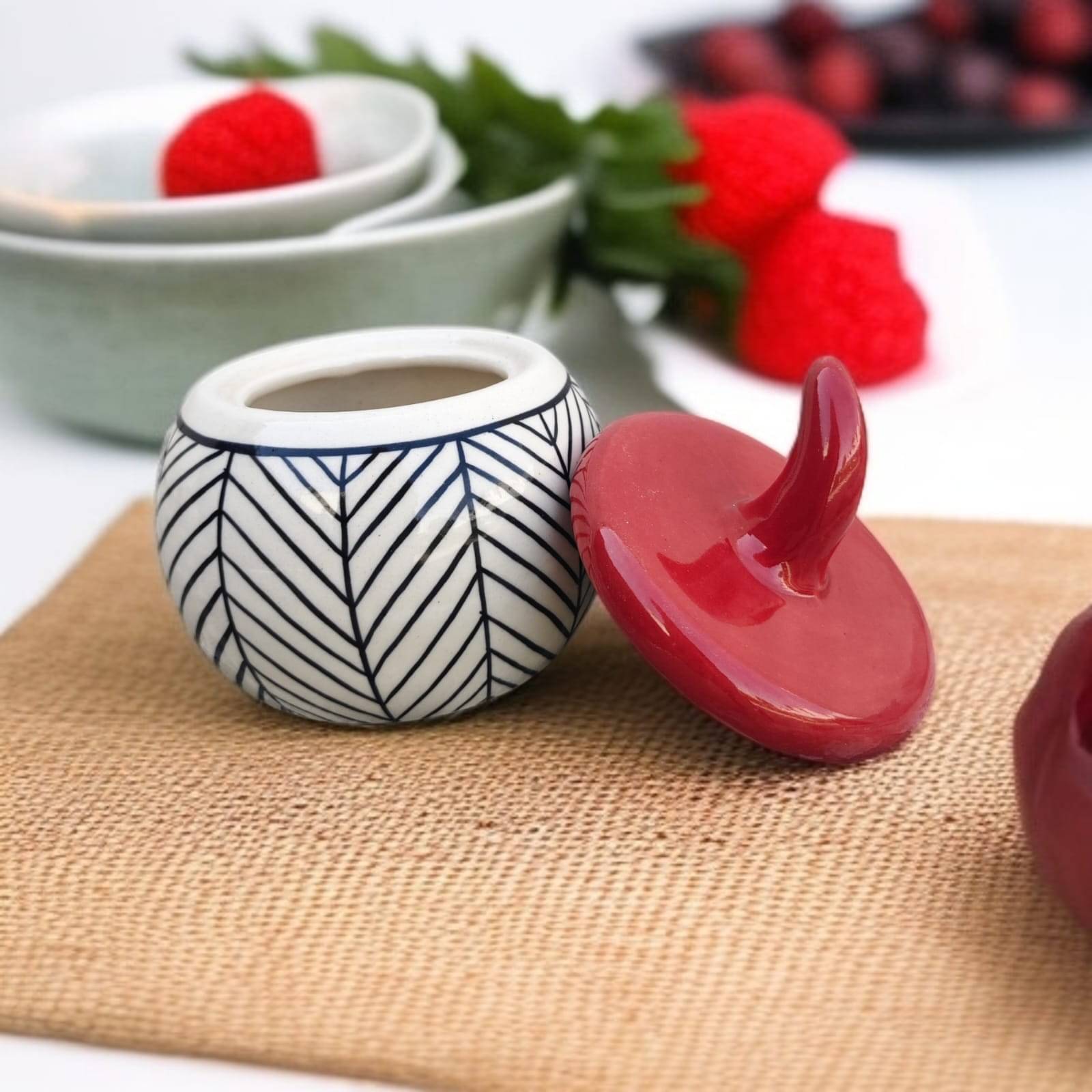 Malaikah Red Zbra Slt Jar Ceramic Red Tea/Coffee/Sugar Container ( Set of 1 ) Malaikah Red Zbra Slt Jar Ceramic Red Tea/Coffee/Sugar Container ( Set of 1 )
