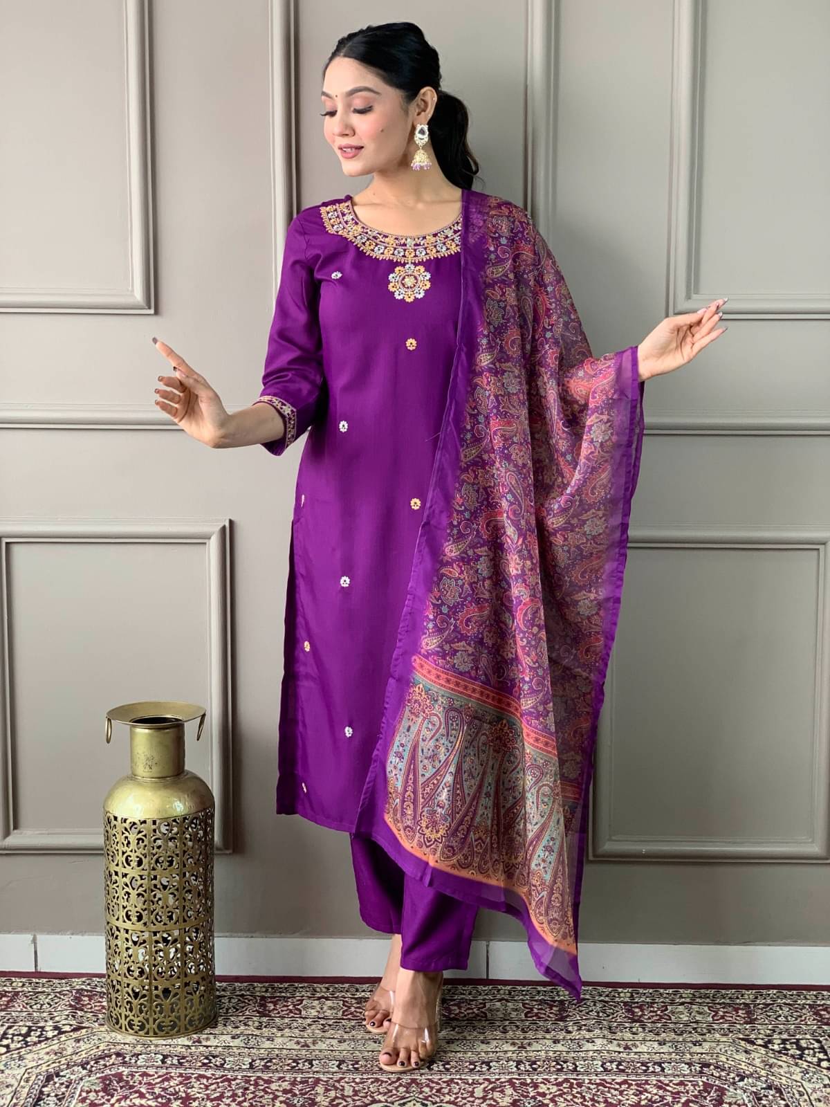     			RK FASHIONABLES Women Rayon Embroidered Straight Kurti With Pants ( Purple )