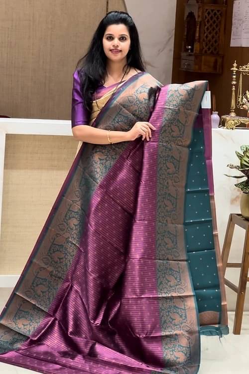 Semore Art Silk Embellished Banarasi saree With Unstitched Blouse Piece ( Magenta ) Semore Art Silk Embellished Banarasi saree With Unstitched Blouse Piece ( Magenta )