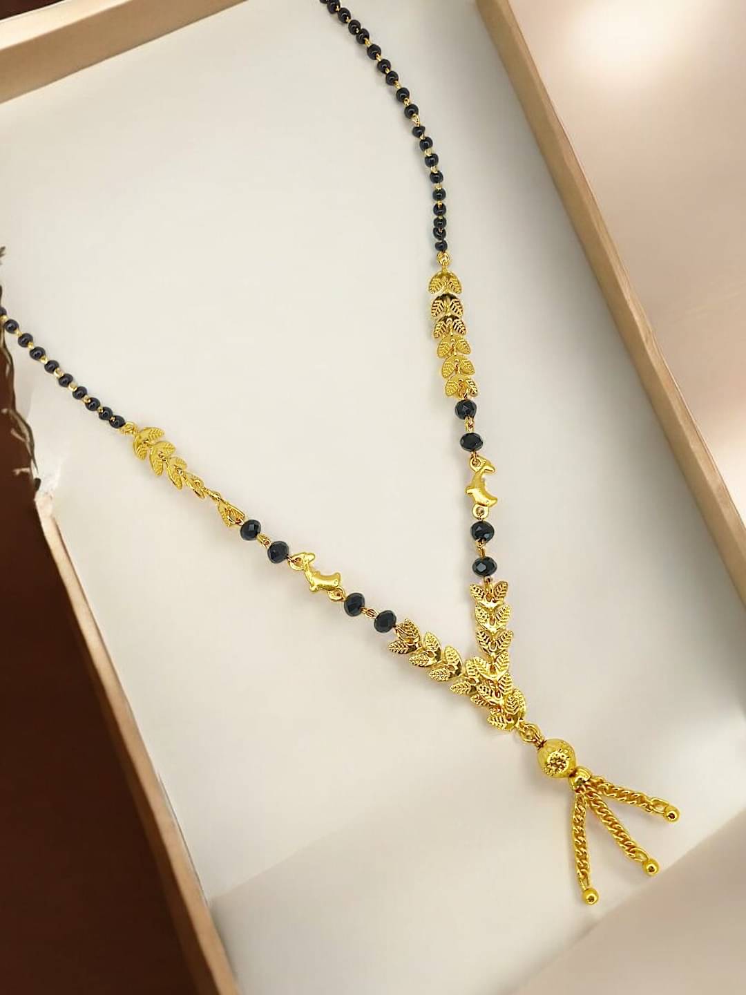     			9blings Yellow Mangalsutra ( Pack of 1 )